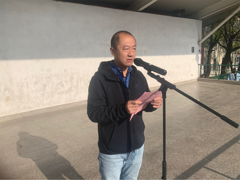 機電工程學(xué)院組織升旗儀式