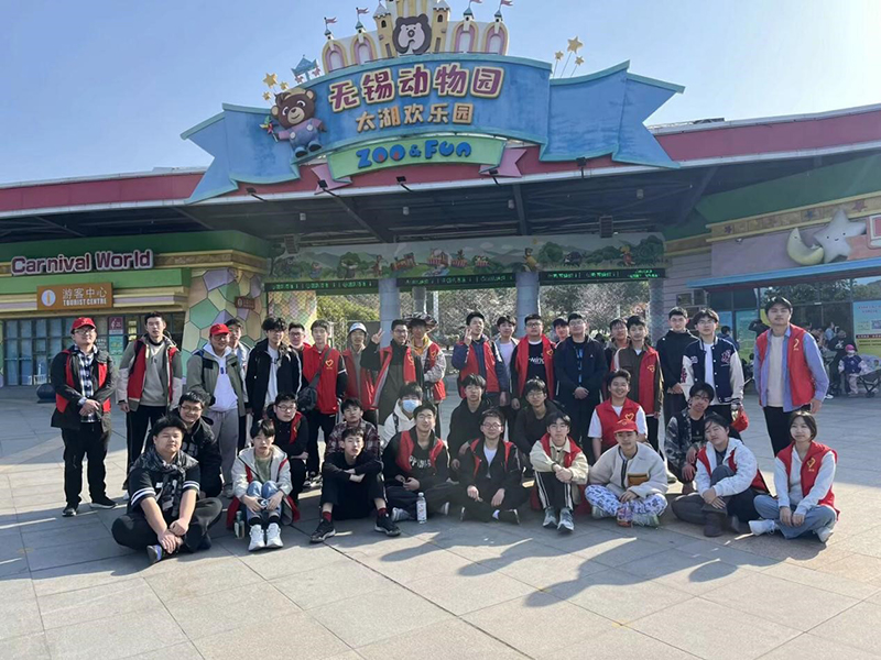 動物園里的志愿音符 奏響文明與關(guān)愛樂章
