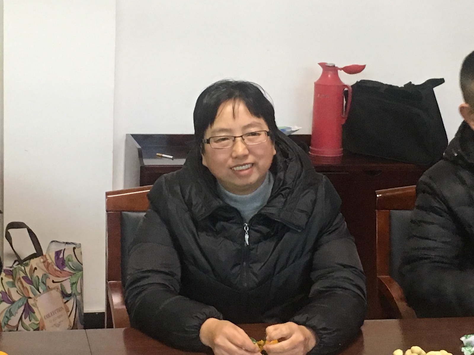機(jī)械工程學(xué)院舉行方雪妹同志退休歡送會