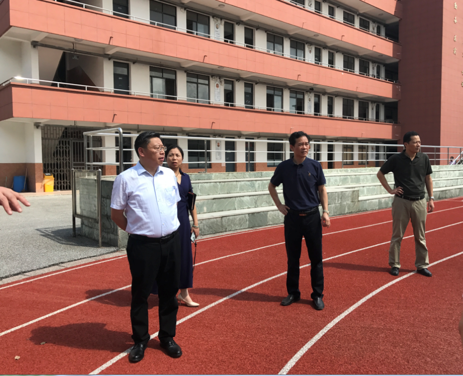 校黨委書(shū)記、校長(zhǎng)李虎一行赴錫澄校區(qū)檢查2020秋季開(kāi)學(xué)準(zhǔn)備工作