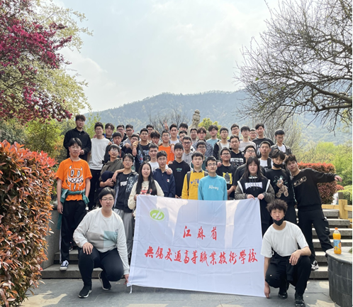 三月學雷鋒，環(huán)保樹新風