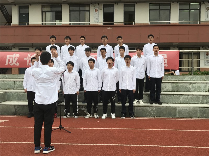 機械工程學院舉行“紅歌嘹亮、青春飛揚”大合唱比賽