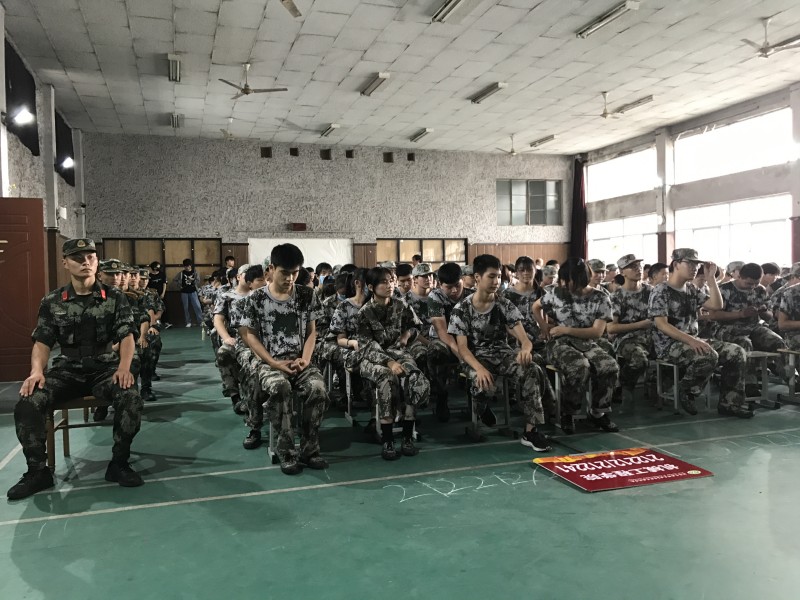 機(jī)械工程學(xué)院舉行2021級新生入學(xué)典禮