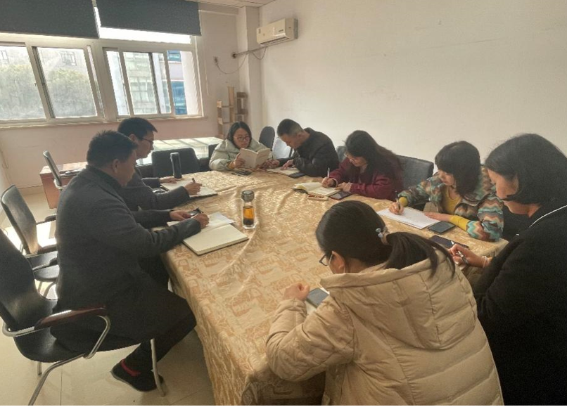 新能源汽車教研室持續(xù)開展黨史學(xué)習(xí)和教研活動(dòng)