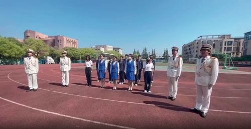 我們正青春，一起向未來！